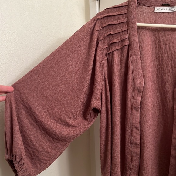 The Muses Lounge Textured Sweater Knit Cardigan with Blouson Sleeves Size L - Picture 4 of 7